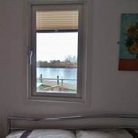 img_25411280x853