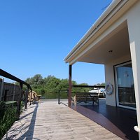 img_56451280x853