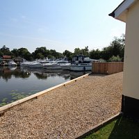 img_56551280x853